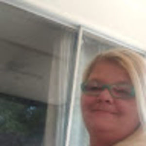 Meet your Posher, Alisha